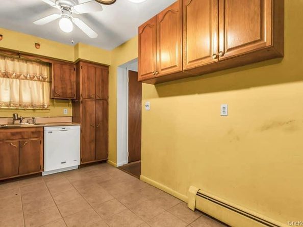 1070 Mahopac Road, West Hempstead NY 11552