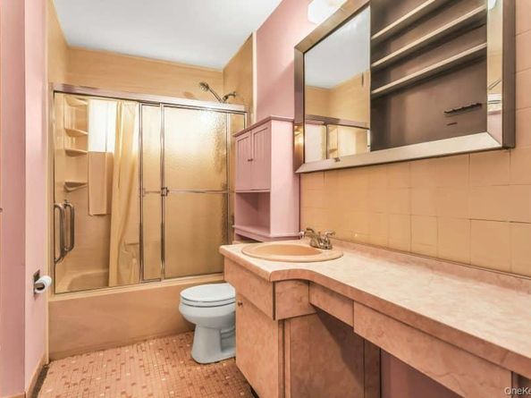 1070 Mahopac Road, West Hempstead NY 11552