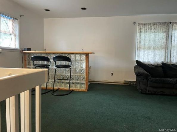 4 Marlo Court, Selden NY 11784