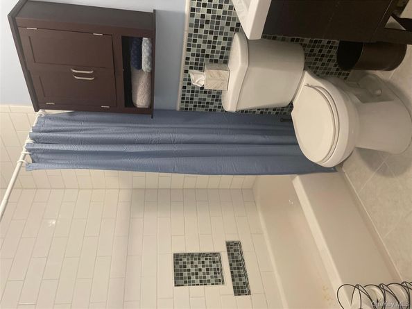 4 Marlo Court, Selden NY 11784