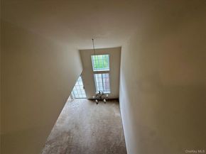 328 Prairie Court, Manorville NY 11949