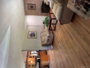 1 Glades Way, Halesite NY 11743