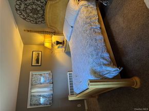 1 Glades Way, Halesite NY 11743