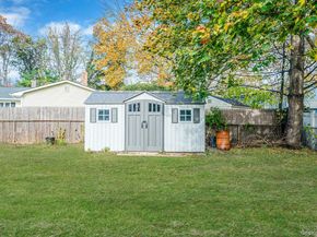 7 Hester Lane, Ronkonkoma NY 11779