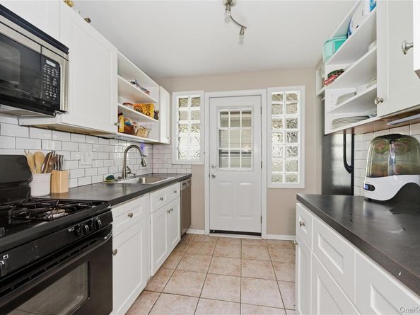 90 Connecticut Avenue, Long Beach NY 11561