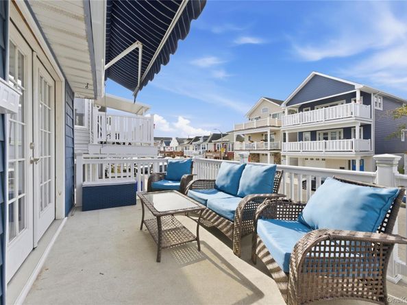 90 Connecticut Avenue, Long Beach NY 11561