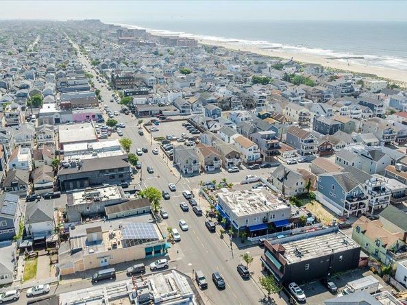 90 Connecticut Avenue, Long Beach NY 11561