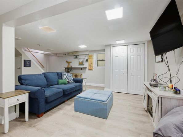 90 Connecticut Avenue, Long Beach NY 11561