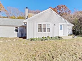 25 Hawthorne Street, Mount Sinai NY 11766