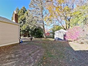 25 Hawthorne Street, Mount Sinai NY 11766