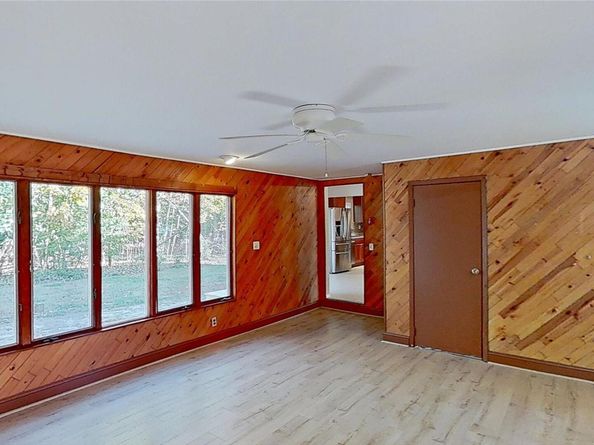 25 Hawthorne Street, Mount Sinai NY 11766