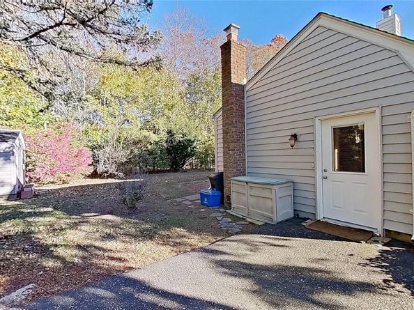 25 Hawthorne Street, Mount Sinai NY 11766