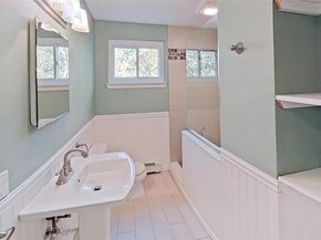 25 Hawthorne Street, Mount Sinai NY 11766