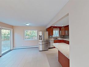 25 Hawthorne Street, Mount Sinai NY 11766