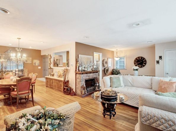 35 Gibson Boulevard, Valley Stream NY 11581