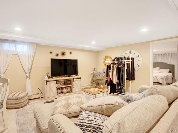 35 Gibson Boulevard, Valley Stream NY 11581