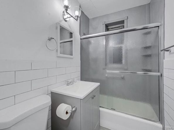 609 Palmer Road 3M, Yonkers NY 10701