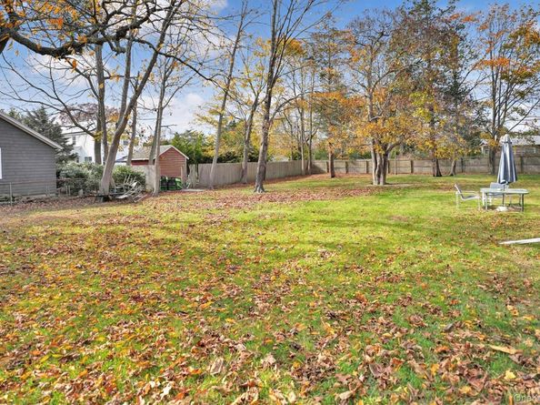 14 Halsey Avenue, East Quogue NY 11942