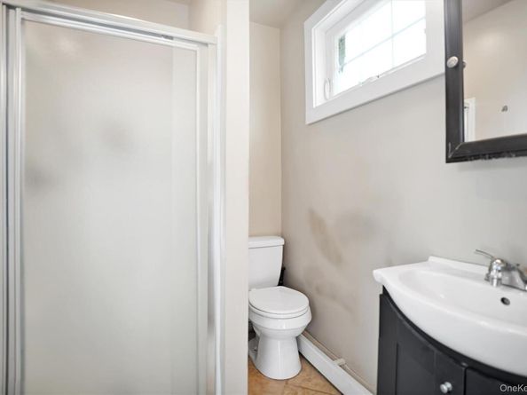 14 Halsey Avenue, East Quogue NY 11942