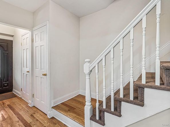 61-12 Main Street, Flushing NY 11358