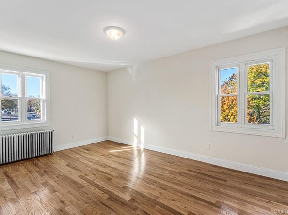 61-12 Main Street, Flushing NY 11358