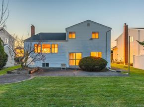 2929 Mandalay Beach Road, Wantagh NY 11793
