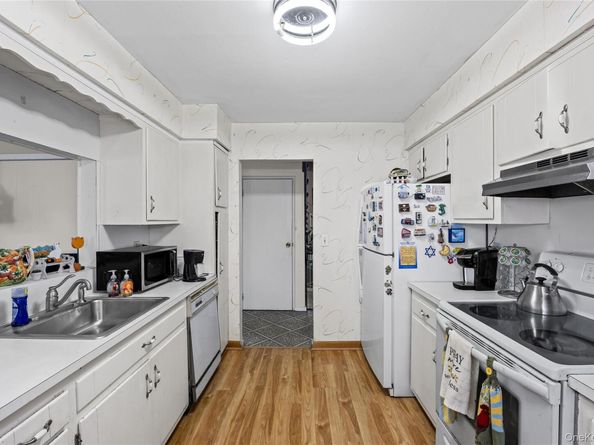 2929 Mandalay Beach Road, Wantagh NY 11793