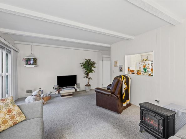 2929 Mandalay Beach Road, Wantagh NY 11793