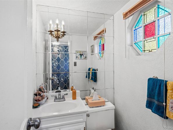 2929 Mandalay Beach Road, Wantagh NY 11793