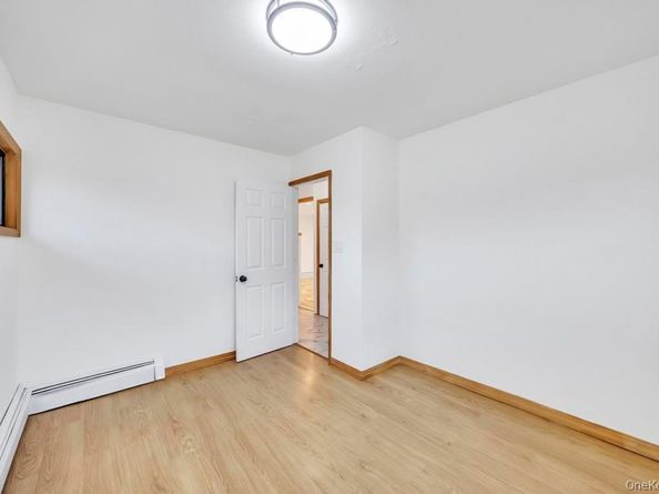 9 Redwood Lane, Levittown NY 11756