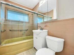 9 Redwood Lane, Levittown NY 11756