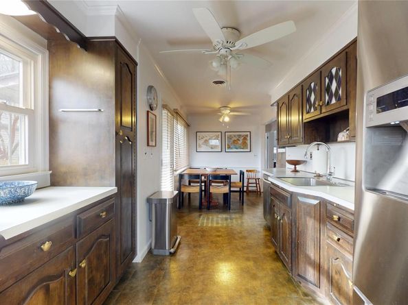 65 A Little Pine Lane, East Quogue NY 11942