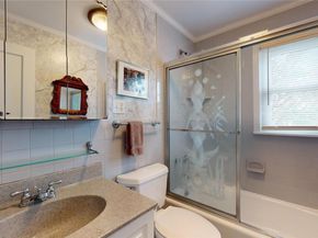 65 A Little Pine Lane, East Quogue NY 11942