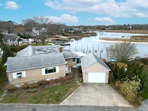 65 Little Pine Lane, East Quogue NY 11942