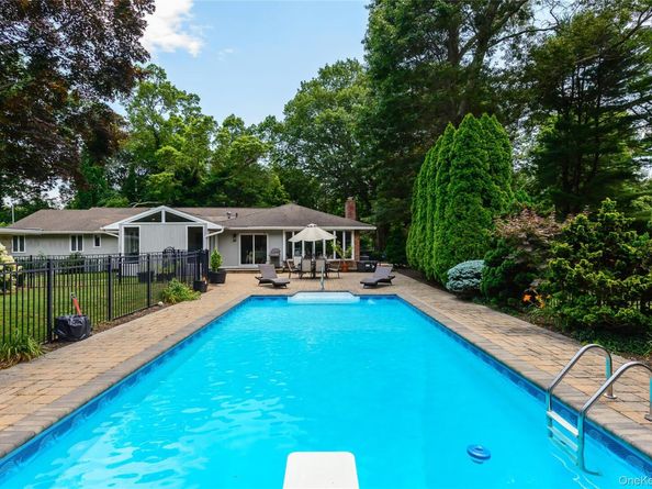 189 Old Westbury Road, Old Westbury NY 11568