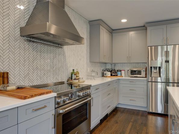 189 Old Westbury Road, Old Westbury NY 11568