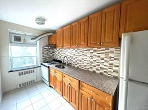 147-37 38th Avenue C64, Flushing NY 11354