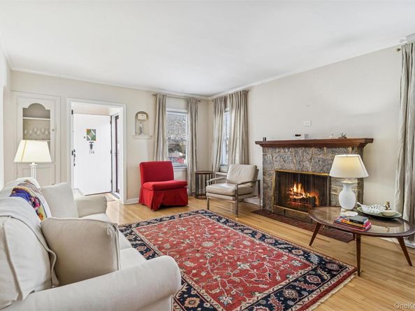 114 Lexington Avenue, Franklin Square NY 11010