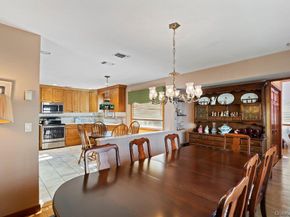 18 Barry Lane, Syosset NY 11791