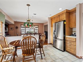 18 Barry Lane, Syosset NY 11791