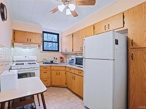 6161 62nd Avenue, Middle Village NY 11379