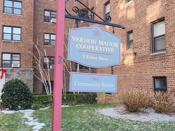 2 Fisher Drive D101, Mount Vernon NY 10552