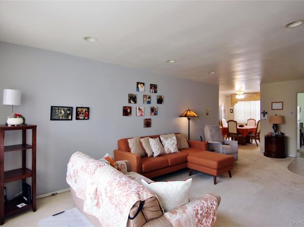 39 Avon Circle A, Rye Brook NY 10573