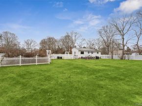 31 Howell Place, Speonk NY 11972