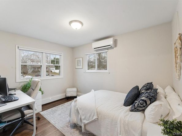 31 Howell Place, Speonk NY 11972