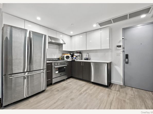 97-45 63 Drive Unit #6A, Rego Park NY 11374