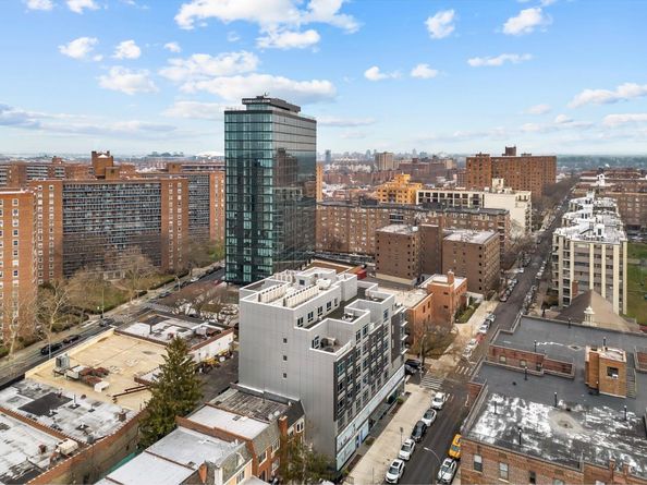 97-45 63 Drive Unit #6A, Rego Park NY 11374