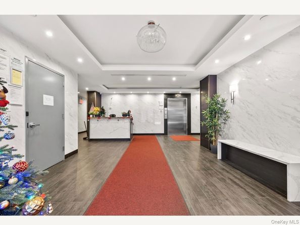 97-45 63 Drive Unit #6A, Rego Park NY 11374