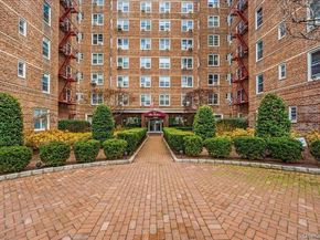 64-11 99 Street 414, Rego Park NY 11374