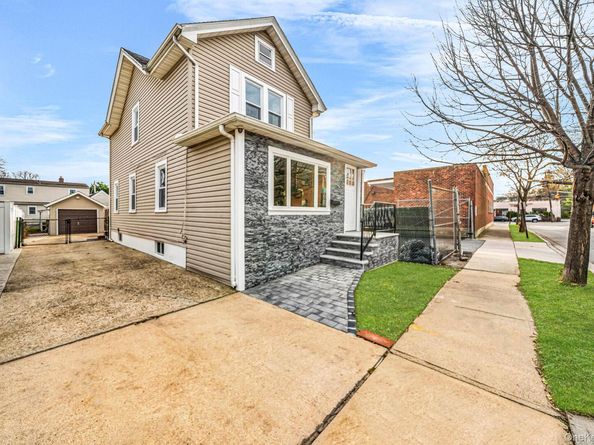 129 Sheridan Avenue, Williston Park NY 11596